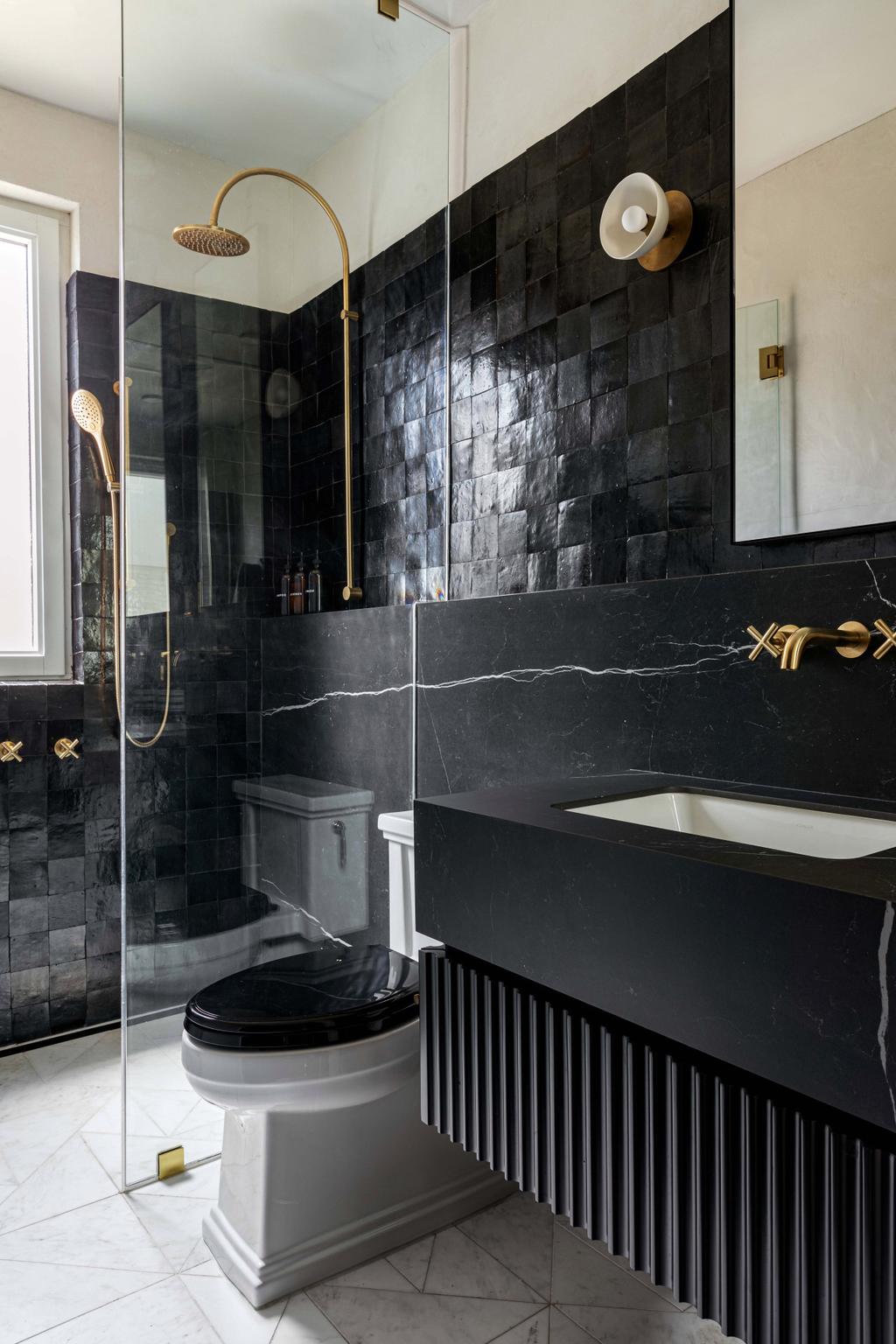 Czarne kafle terakota w łazience